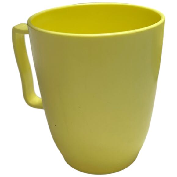 Vintage Hawkeye Yellow Divided Plates Mugs Picnic Set Burlington - Picture 9 of 16